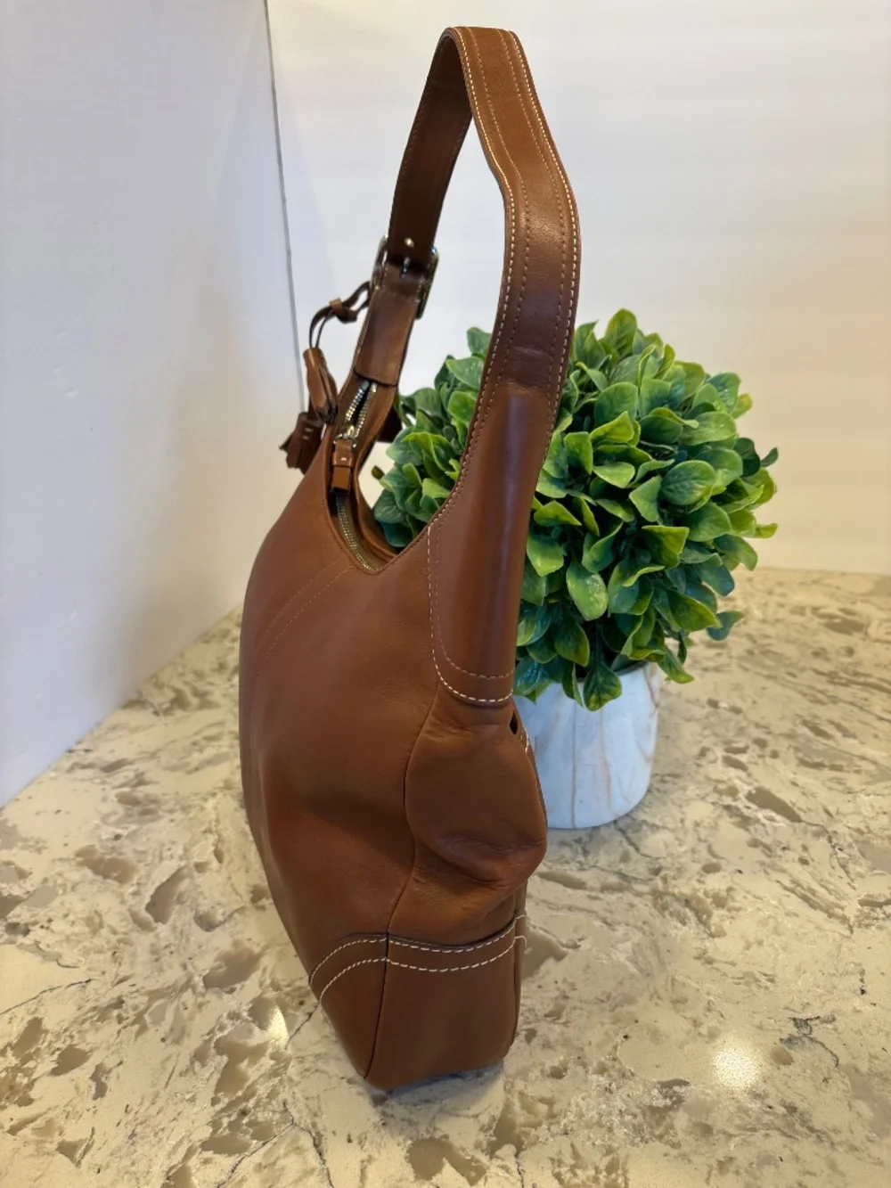 Vintage Coach Brown Leather Hobo Shoulder Bag
